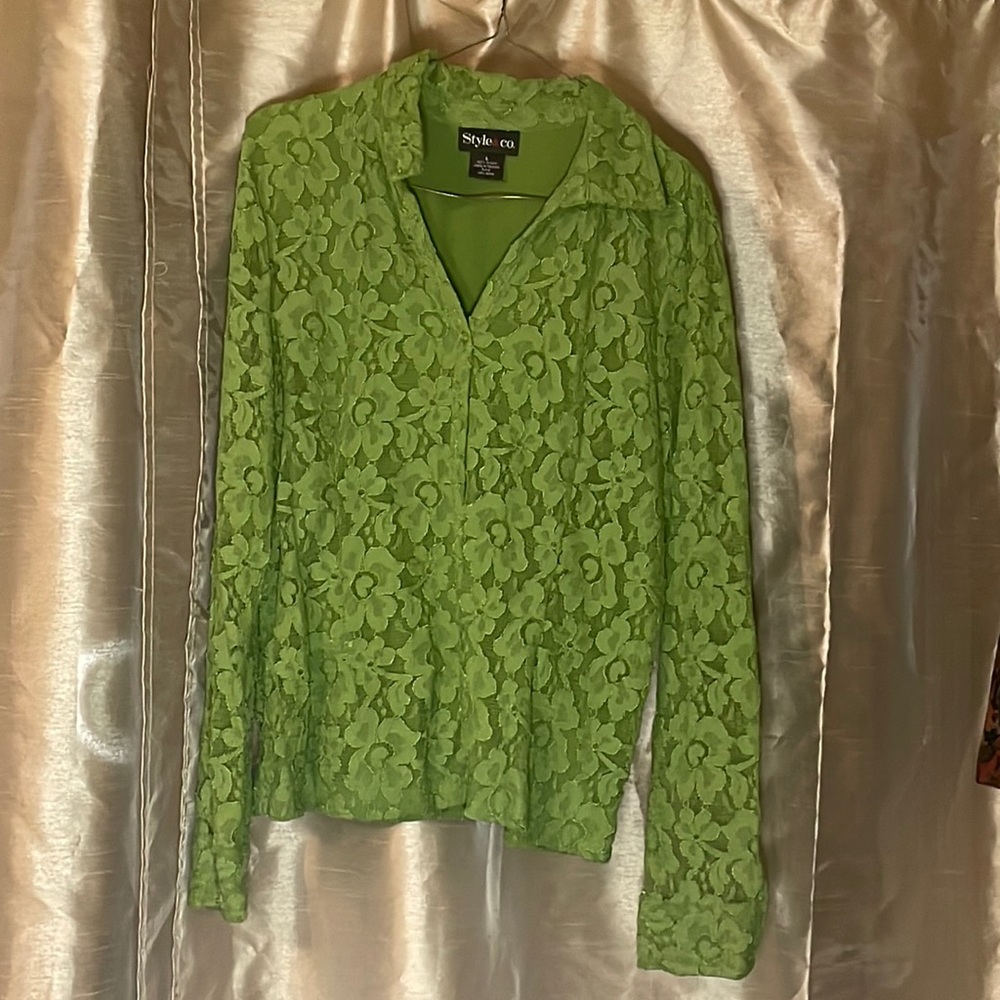 GEEEN BUTTON UP LACE SHIRT